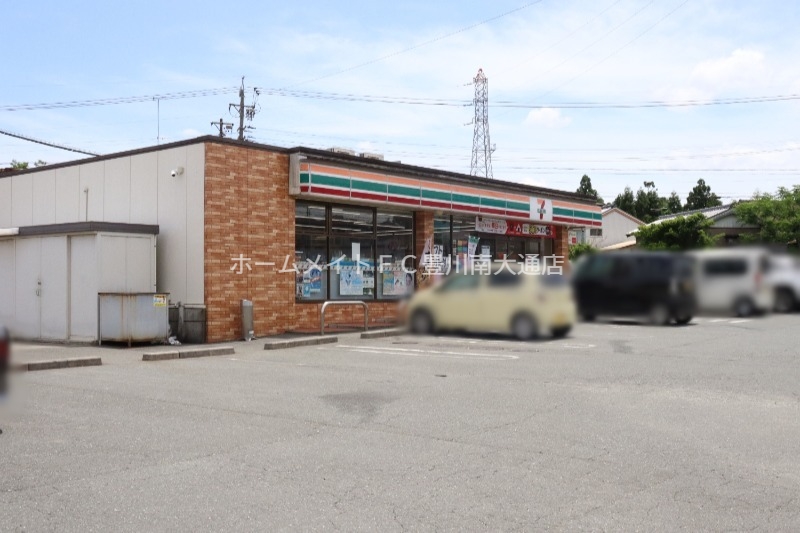 コンビニ　セブンイレブン新城川田店（コンビニ）まで491m