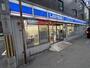 コンビニ　ローソン 江戸堀一丁目店（コンビニ）まで283m