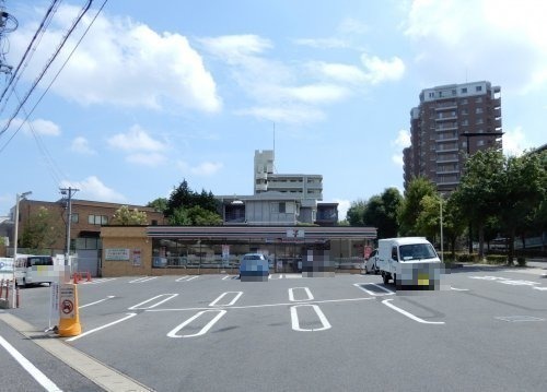 コンビニ　セブンイレブン名古屋山手通２丁目店（コンビニ）まで1014m
