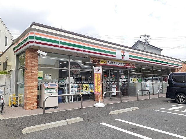 コンビニ　セブンイレブン川崎上麻生２丁目（コンビニ）まで130m