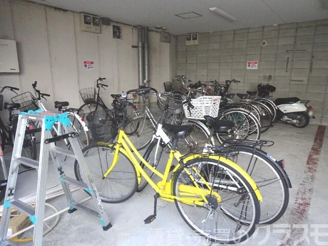 エントランス　駐輪場