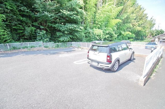 駐車場　★お部屋探しはタウンハウジング稲田堤店まで★