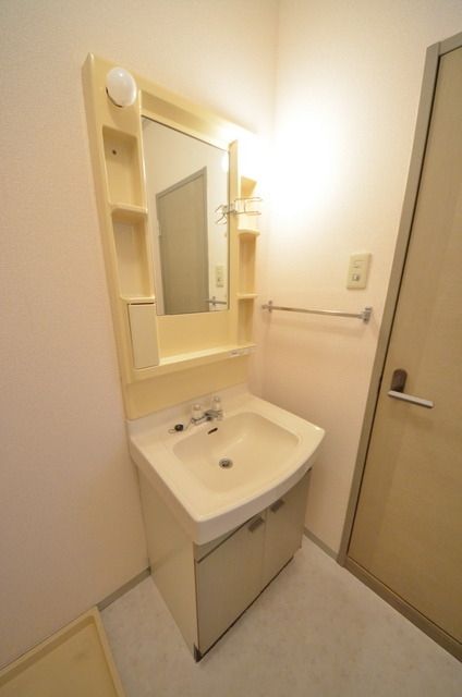 洗面設備　★お部屋探しは株式会社タウンハウジング東京、京王八王子店で…