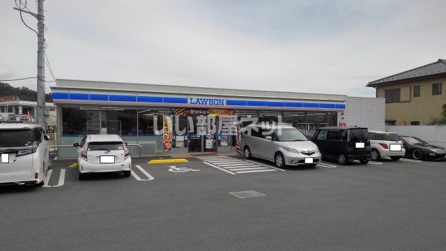 コンビニ　ローソン甲斐下今井店（コンビニ）まで1365m