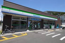 コンビニ　ファミリーマート 杉並井草一丁目店（コンビニ）まで464m