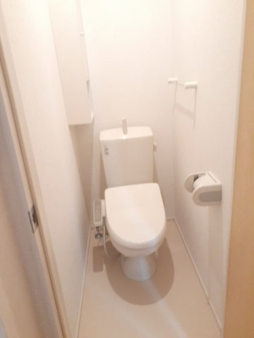 トイレ　シンプルで使いやすいトイレです