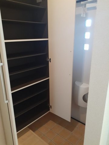 玄関　きれいな玄関です