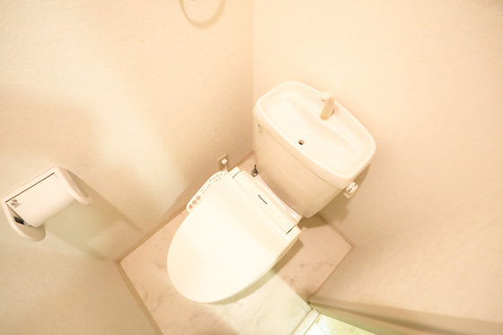 トイレ　※別部屋の写真です