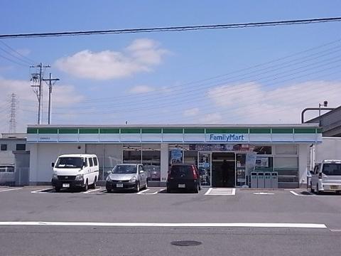その他　ファミリーマート羽曳野新町店（その他）まで810m