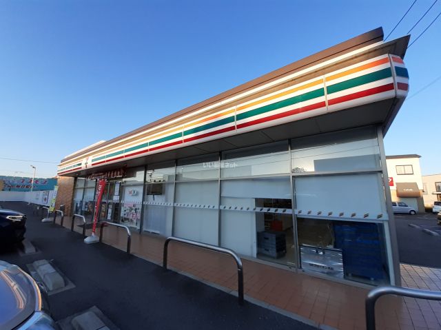 コンビニ　セブンイレブン天草丸尾町店（コンビニ）まで660m
