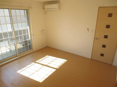 その他　陽当たりも良いお部屋です♪