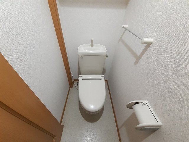 トイレ　コンパクトで使いやすいトイレです
