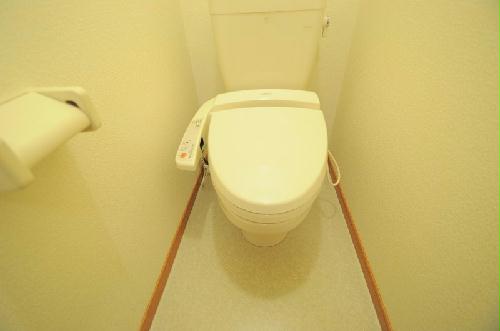 トイレ　ウォシュレット完備