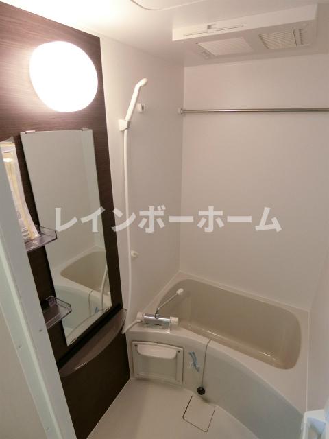 バス・シャワールーム　きれいなお風呂です