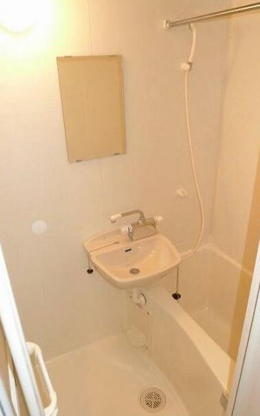 バス・シャワールーム　※同物件、別部屋になります。
