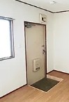 玄関　※別部屋参考写真