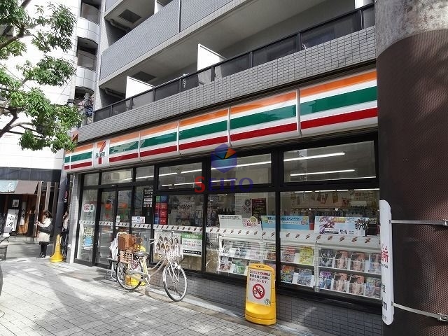 コンビニ　セブンイレブン大阪福島7丁目店（コンビニ）まで369m