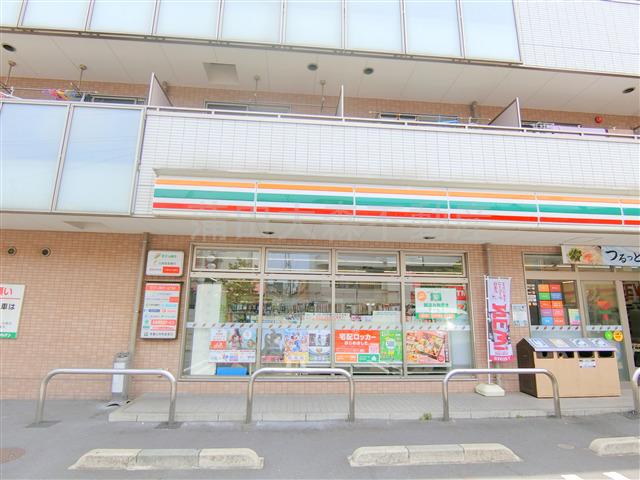 コンビニ　セブンイレブン 大田区西蒲田店（コンビニ）まで435m