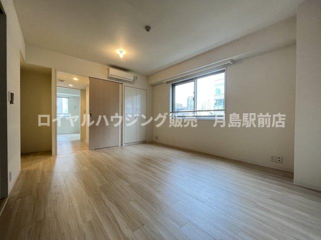 居室・リビング　※別部屋参考写真
