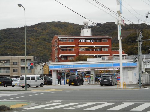 コンビニ　ローソン 高知薊野店（コンビニ）まで570m