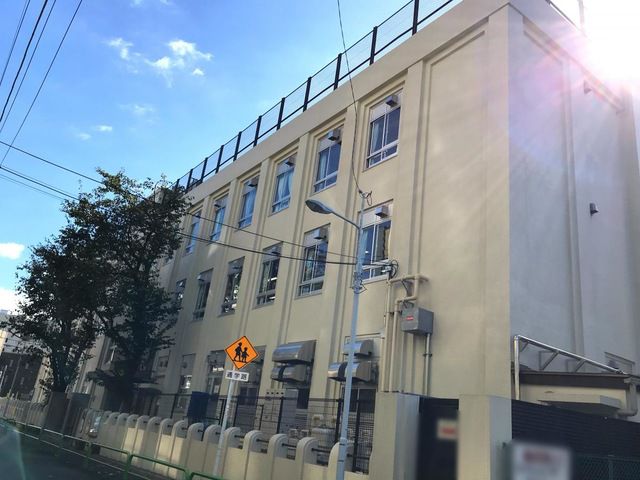 小学校　東浅草小学校（小学校）まで334m