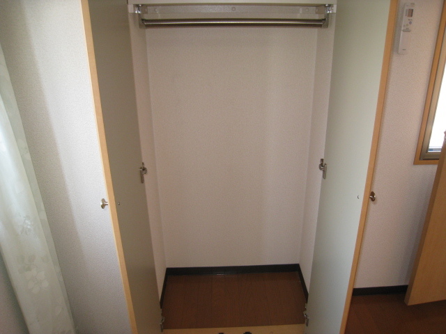 収納　たっぷりとした収納スペースです