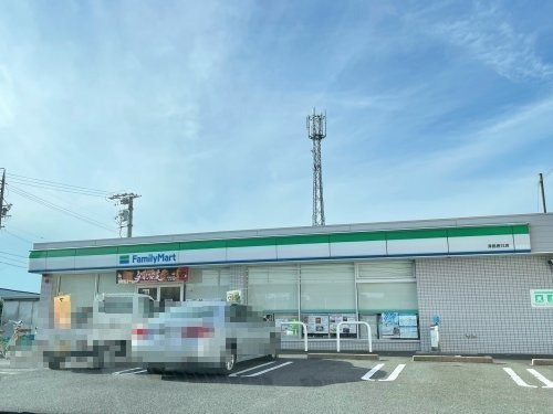 コンビニ　ファミリーマート 津島唐臼店（コンビニ）まで909m