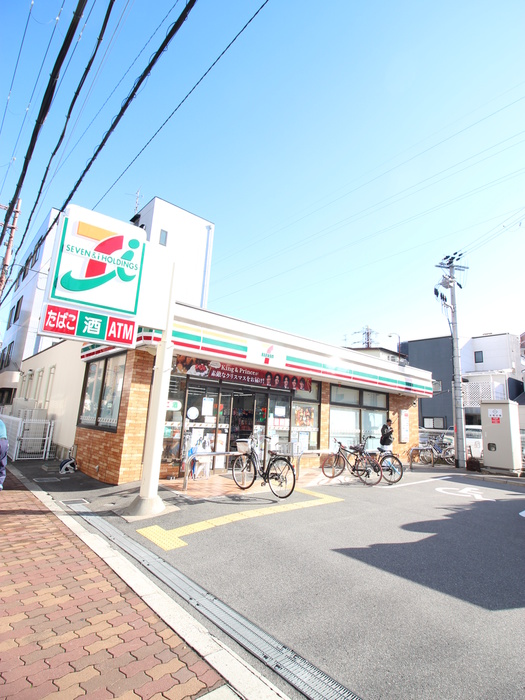 コンビニ　セブンイレブン大阪関目2丁目店（コンビニ）まで238m