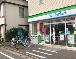 コンビニ　ファミリーマート 中野新井三丁目店（コンビニ）まで806m