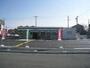 コンビニ　ファミリーマート豊中島江町店（コンビニ）まで432m