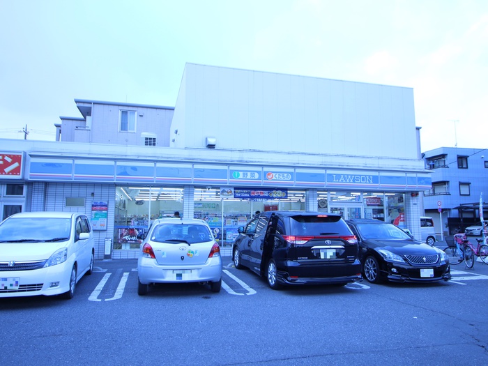 コンビニ　ローソン（コンビニ）まで258m