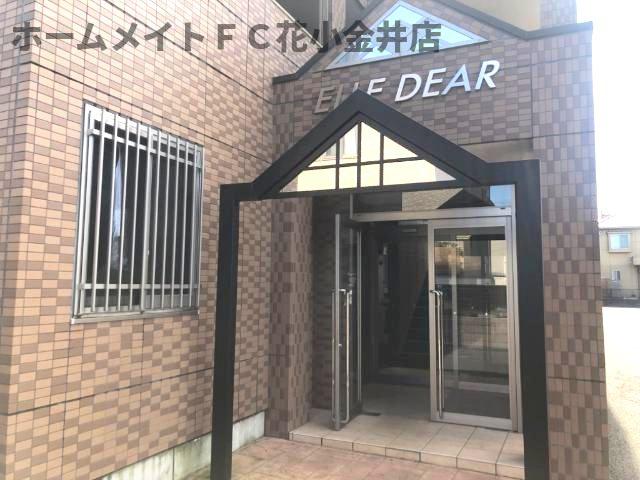 エントランス　外観写真（昼）
