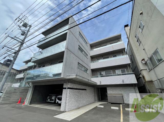建物外観　札幌市中央区南１３条西「グランドキャニオン１３７」