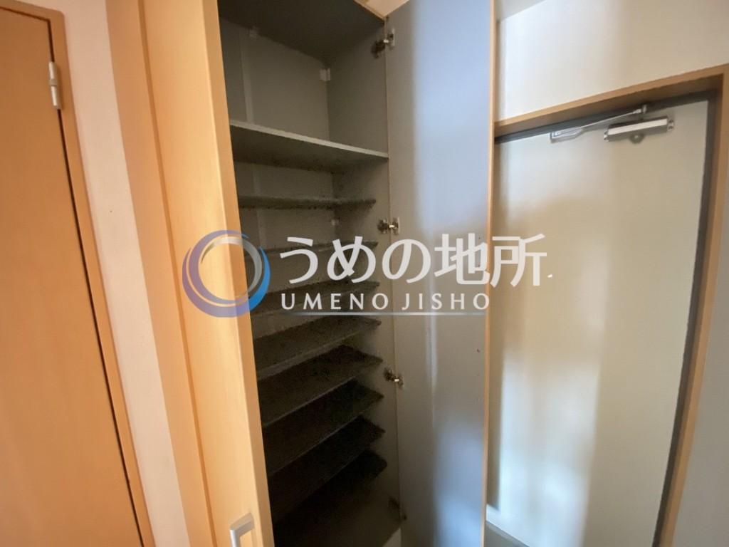 収納　靴箱