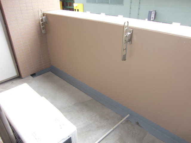 バルコニー　参考写真（同建物別部屋のものです）