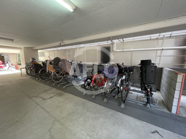 その他共有部分　ハイマート南森町　駐輪場