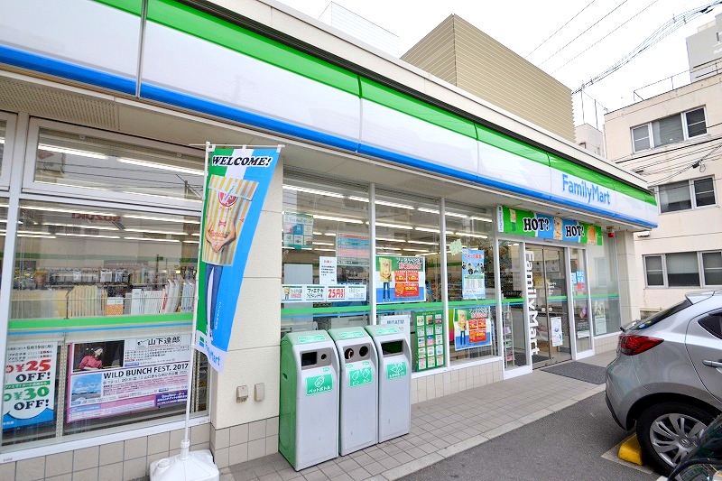 コンビニ　ファミリーマート南観音二丁目店（コンビニ）まで586m