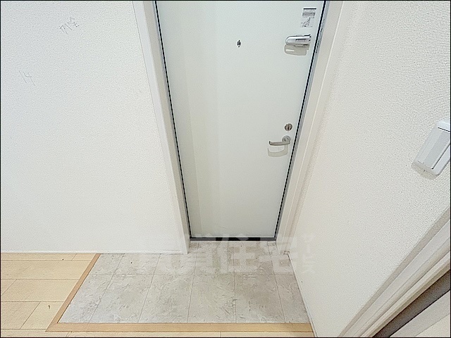 フジパレス西住之江6番館の玄関写真