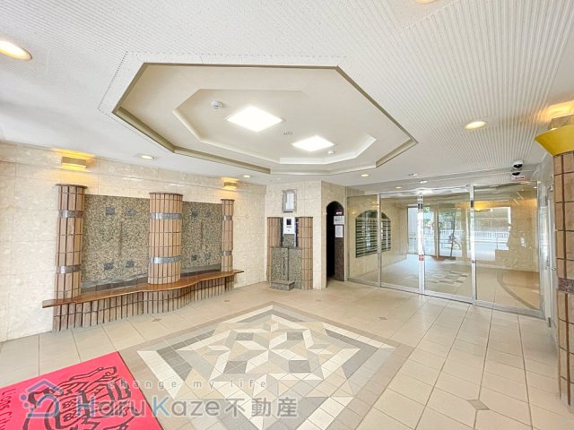 地下鉄桜通線 桜山駅 徒歩2分 15階建 築26年の外観写真