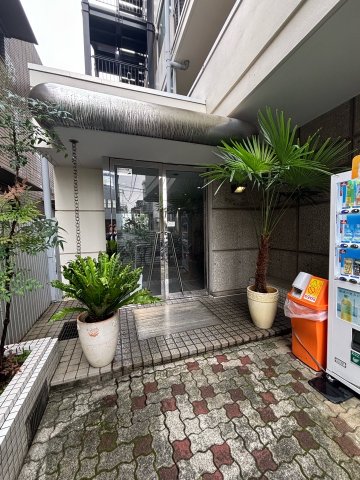 エントランス　毎日通るエントランスはこのようになっています