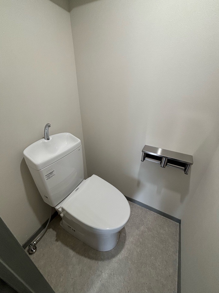 トイレ　コンパクトで使いやすいトイレです