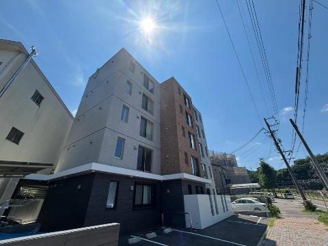 建物外観　外観写真（昼）
