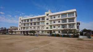 小学校　明石市立谷八木小学校（小学校）まで1261m