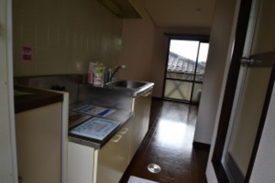 キッチン　※別号室の写真です