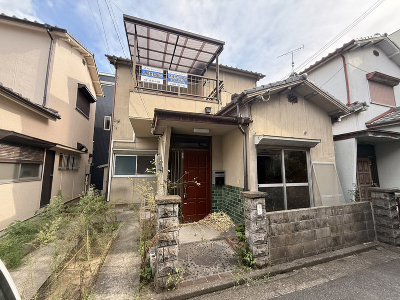 平岡町新在家戸建の外観写真