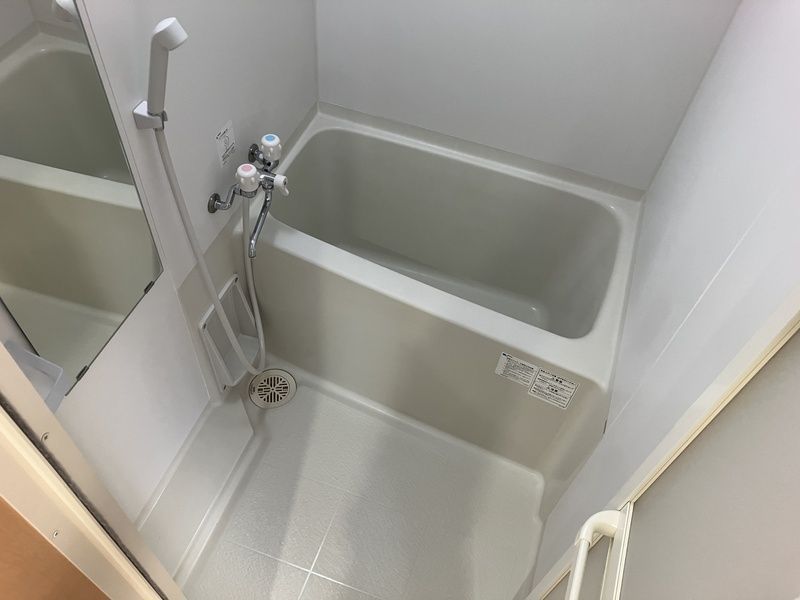 バス・シャワールーム　☆ゆったりくつろげるお風呂☆