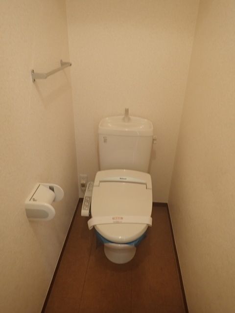 ヴェルドミールC棟のトイレ写真