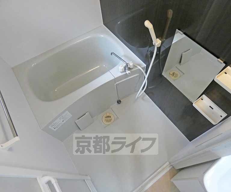 バス・シャワールーム　浴室です。