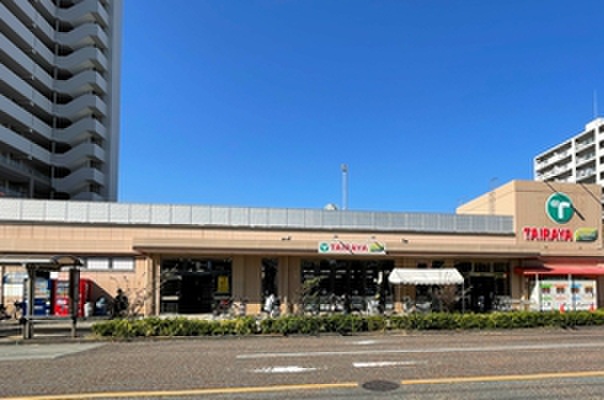 スーパー　TAIRAYA三鷹新川店（スーパー）まで505m