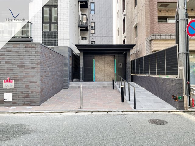 エントランス　建物の内部です